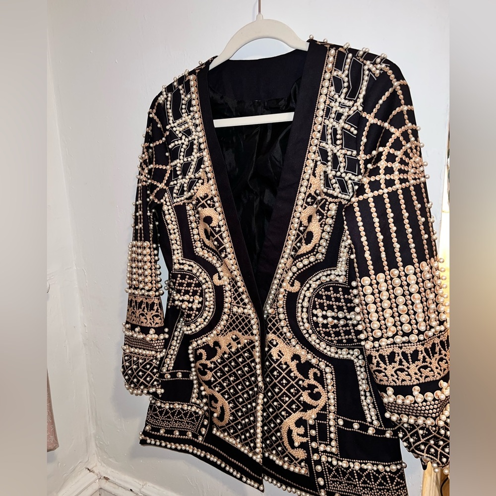 Brand new Kate Hewko blazer; size S; unique pearl design